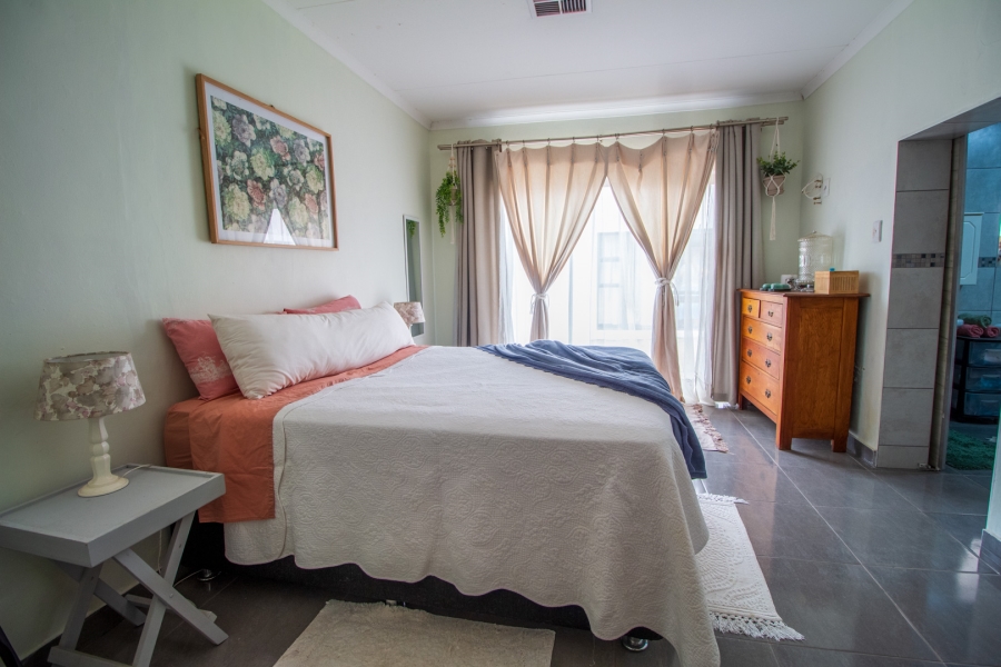 5 Bedroom Property for Sale in Louisvale Northern Cape